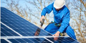 Installation Maintenance Panneaux Solaires Photovoltaïques à Louvigne-de-Bais